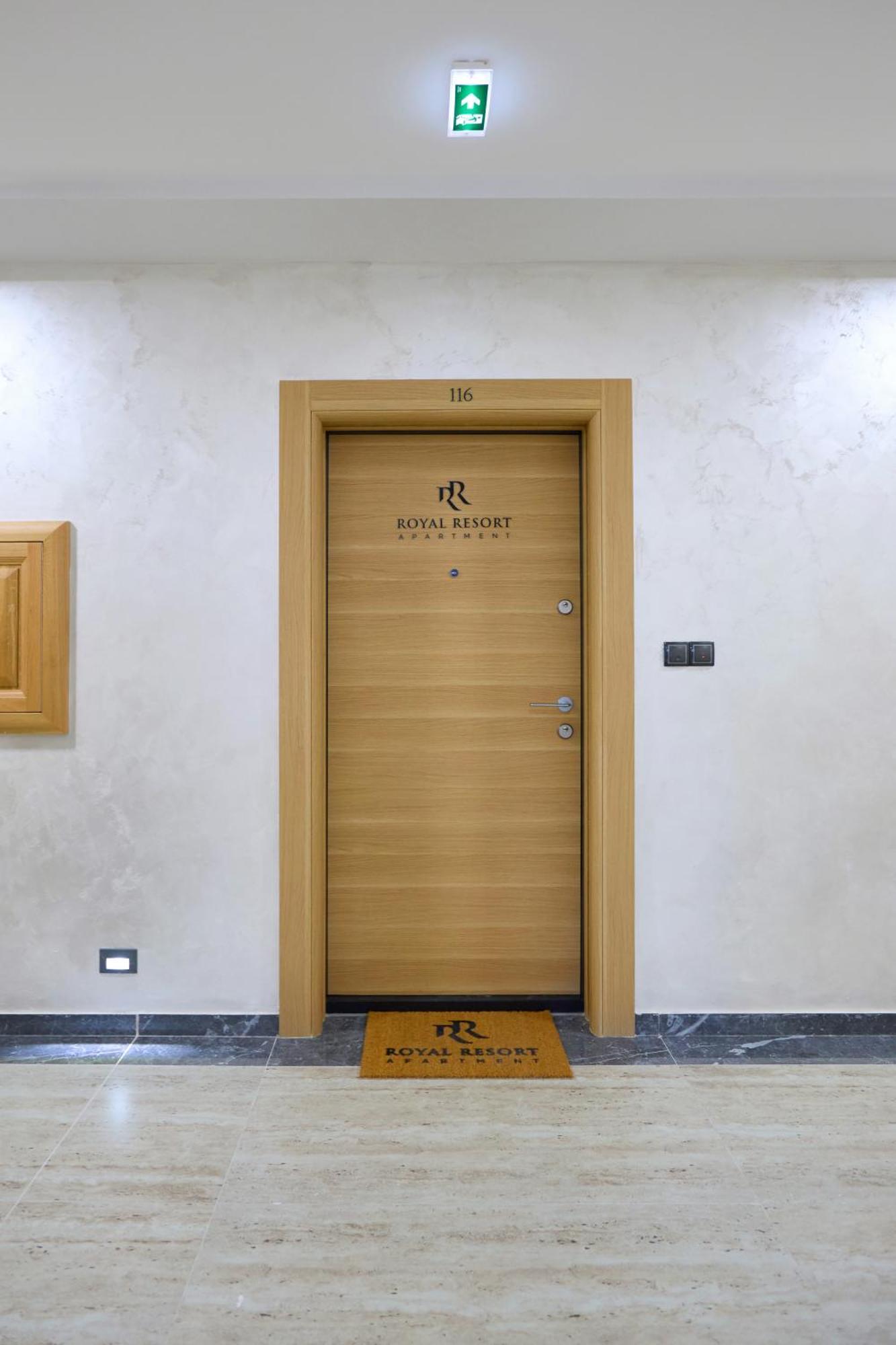 Apartment Royal